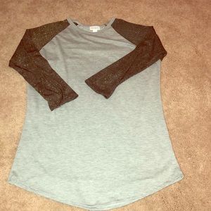 LULAROE randy shirt